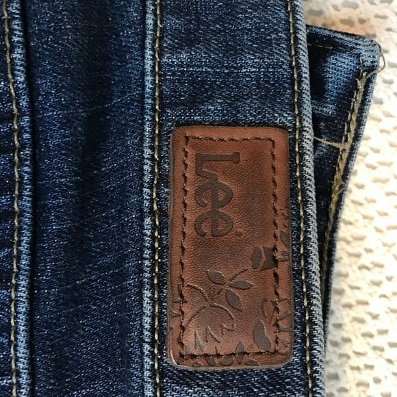 LEE WOMENS STRAIGHT LEG JEAN SIZE 10M - Picture 9 of 9